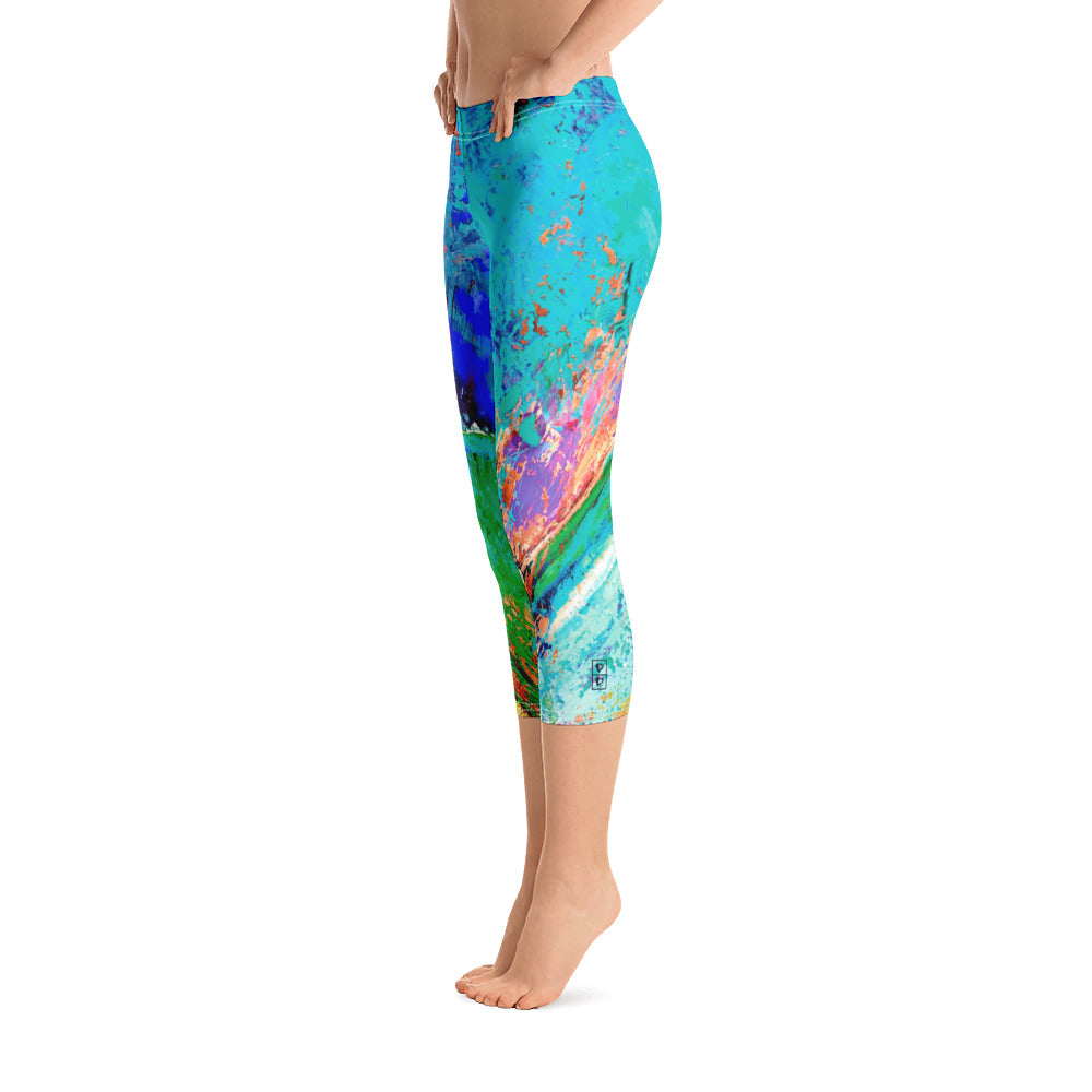 Coral Hearts | Women's Fine Art Regular-Waist Capris