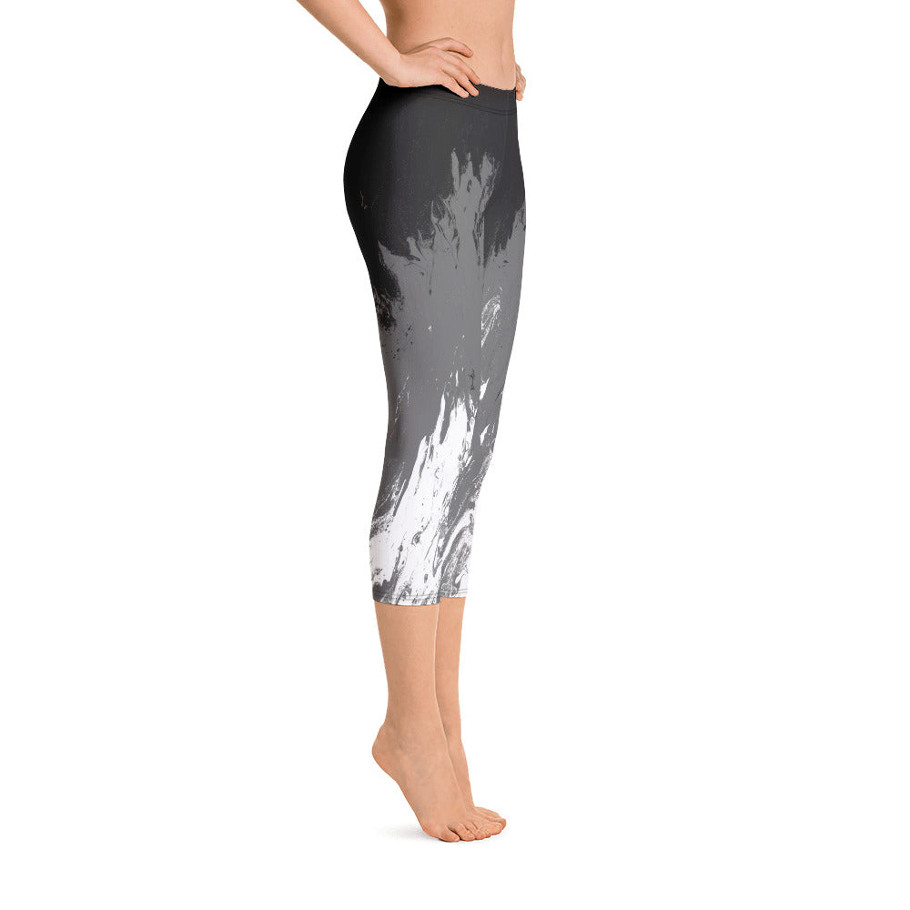Fluid Mahogany Grey and White | Women's Fine Art Regular-Waist Capris