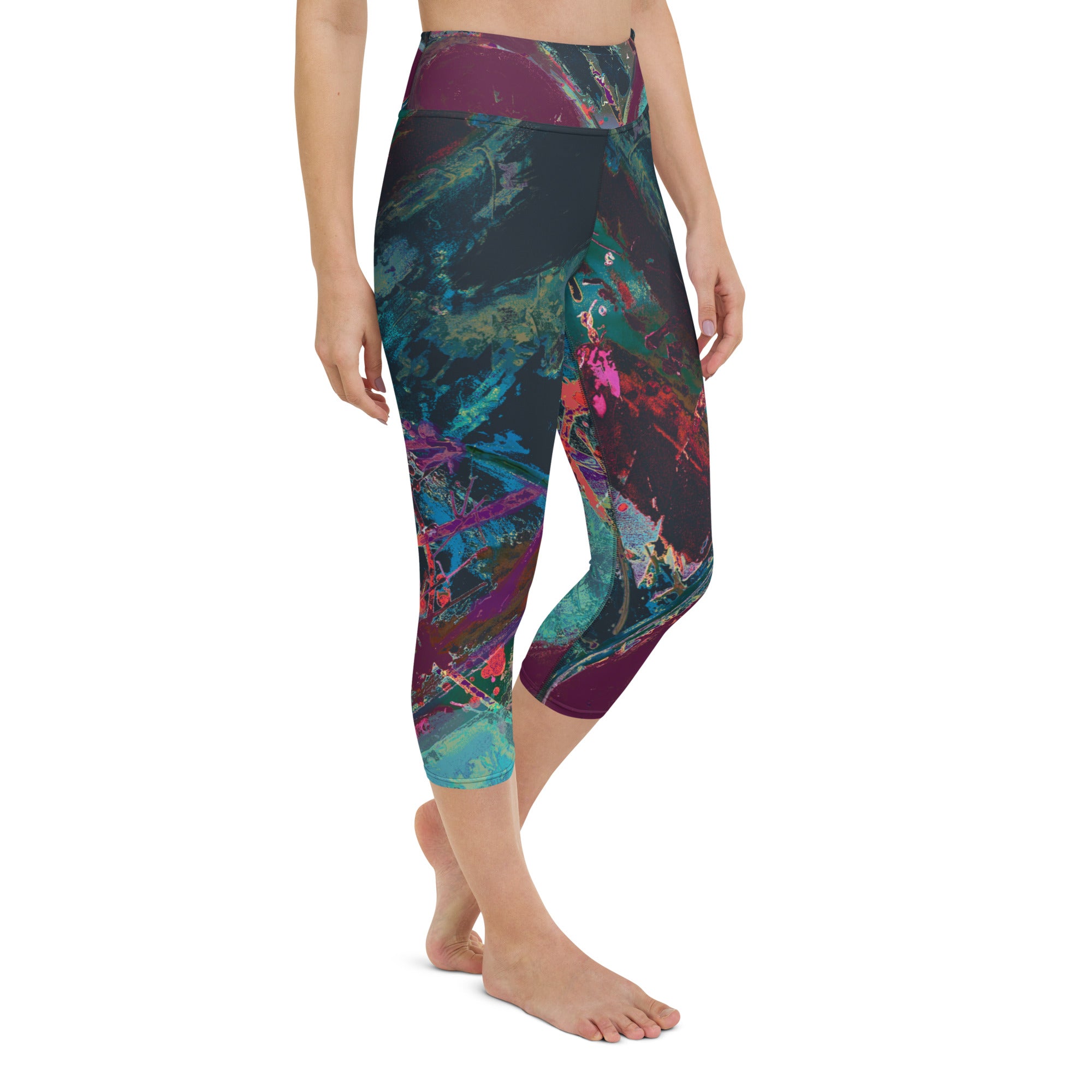 Courageous Heart Black & Crimson | Women's Fine Art High-Waist Capris