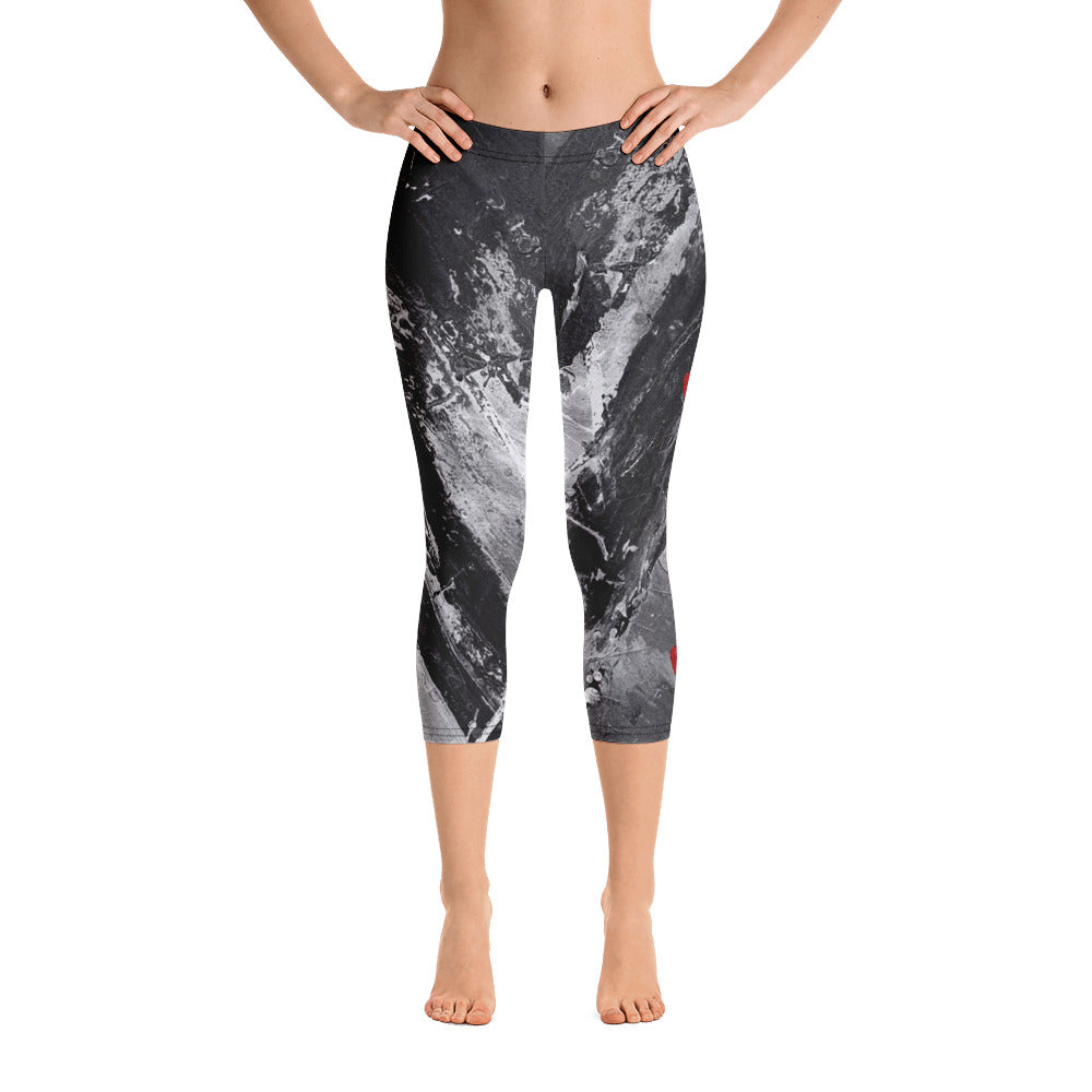 Heart Explosion Noir with Red Hearts | Women's Fine Art Regular-Waist Capris