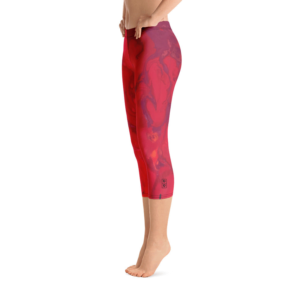 Hibiscus | Women's Fine Art Regular-Waist Capris