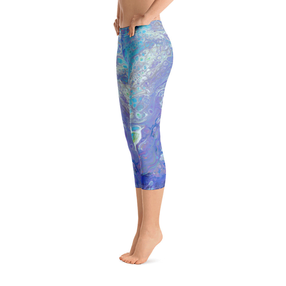 Fluid Peacock | Women's Fine Art Regular-Waist Capris