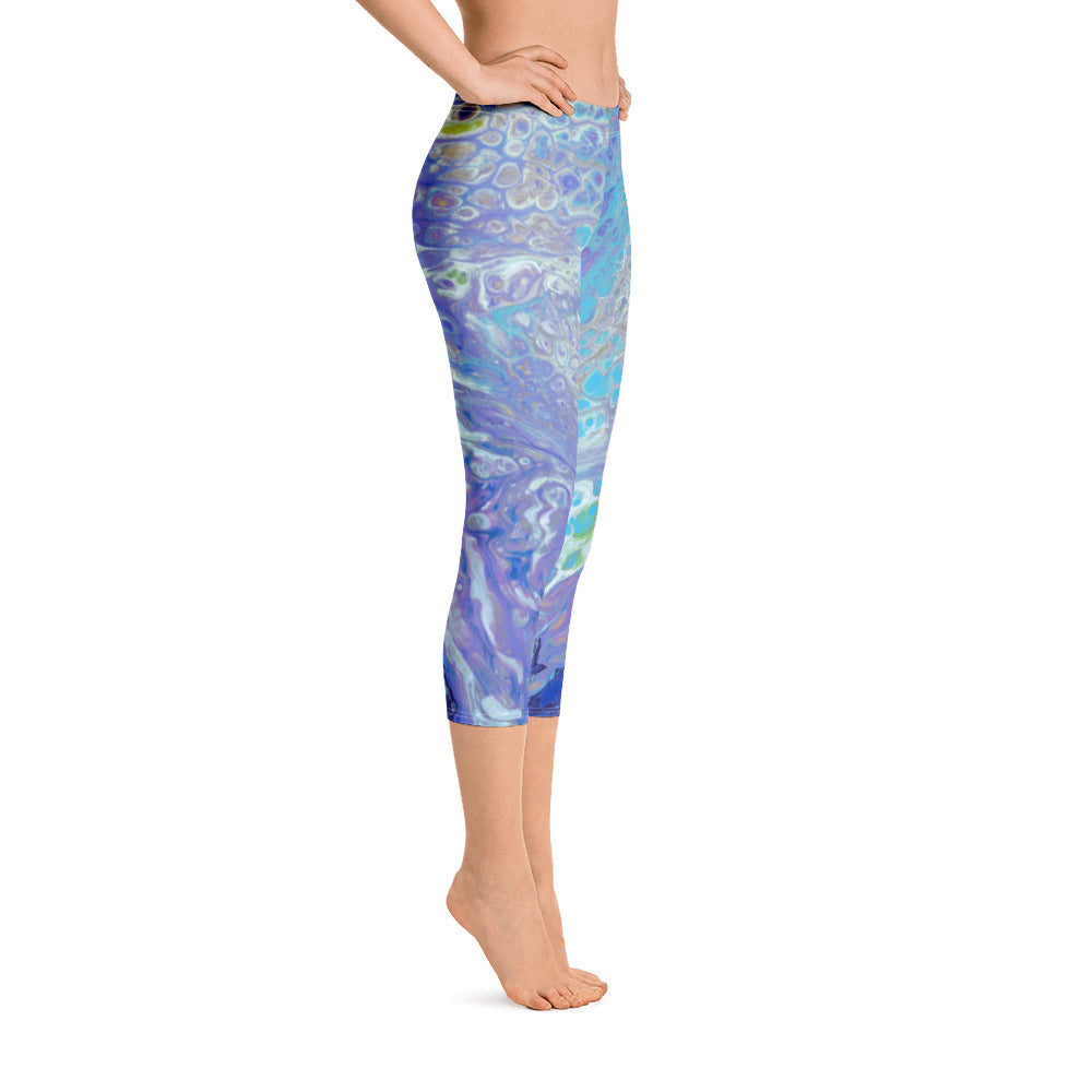Fluid Peacock | Women's Fine Art Regular-Waist Capris