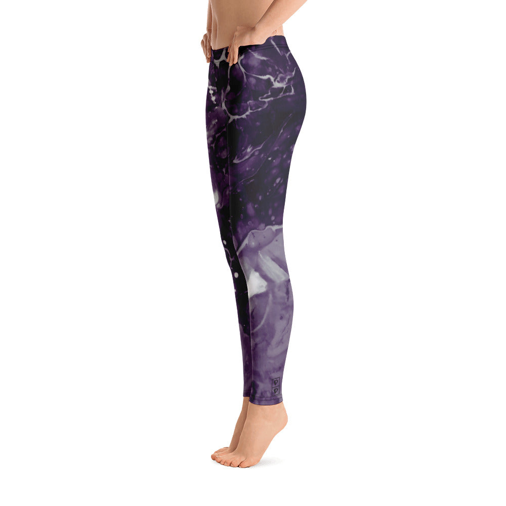 Fluid Dark Purple Paws and Claws | Women's Fine Art Regular-Waist Leggings