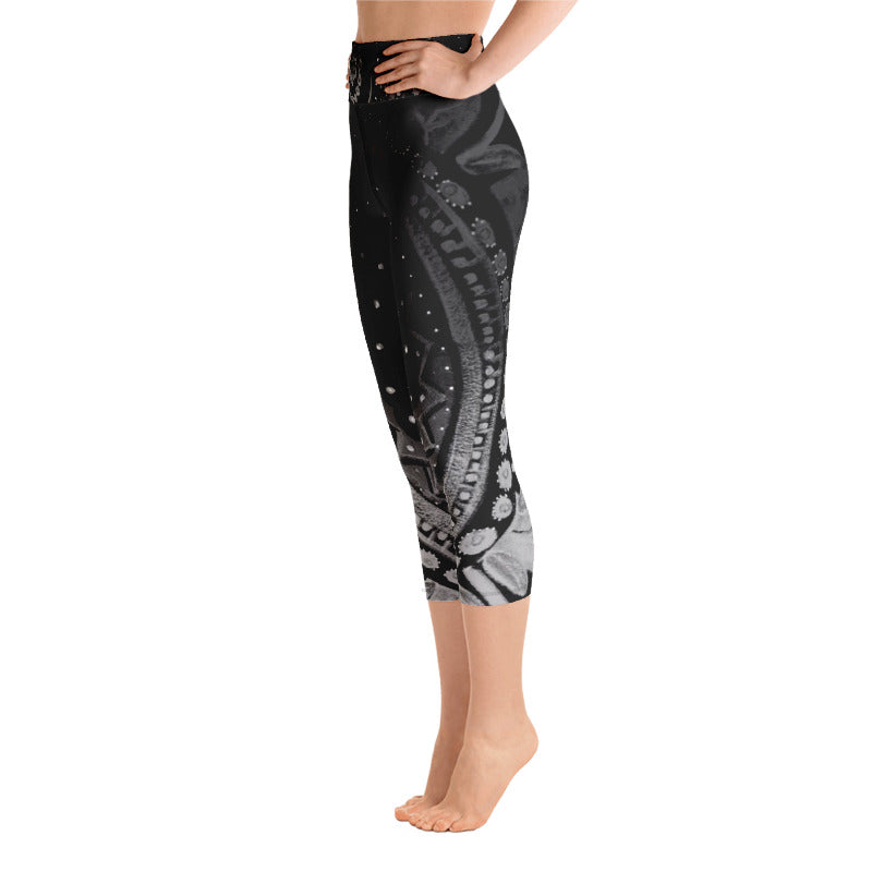 Mandala | Women's Fine Art High-Waist Capris